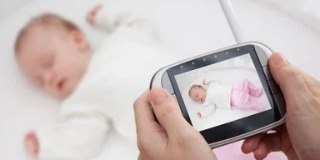 Logomarca de Eletroniktech - Babá Eletrônica